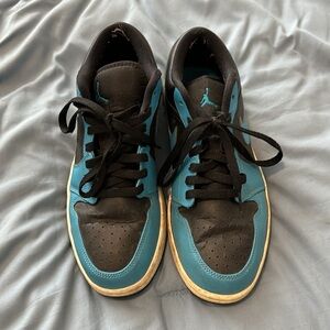 Nike blue air jordans size 9.5